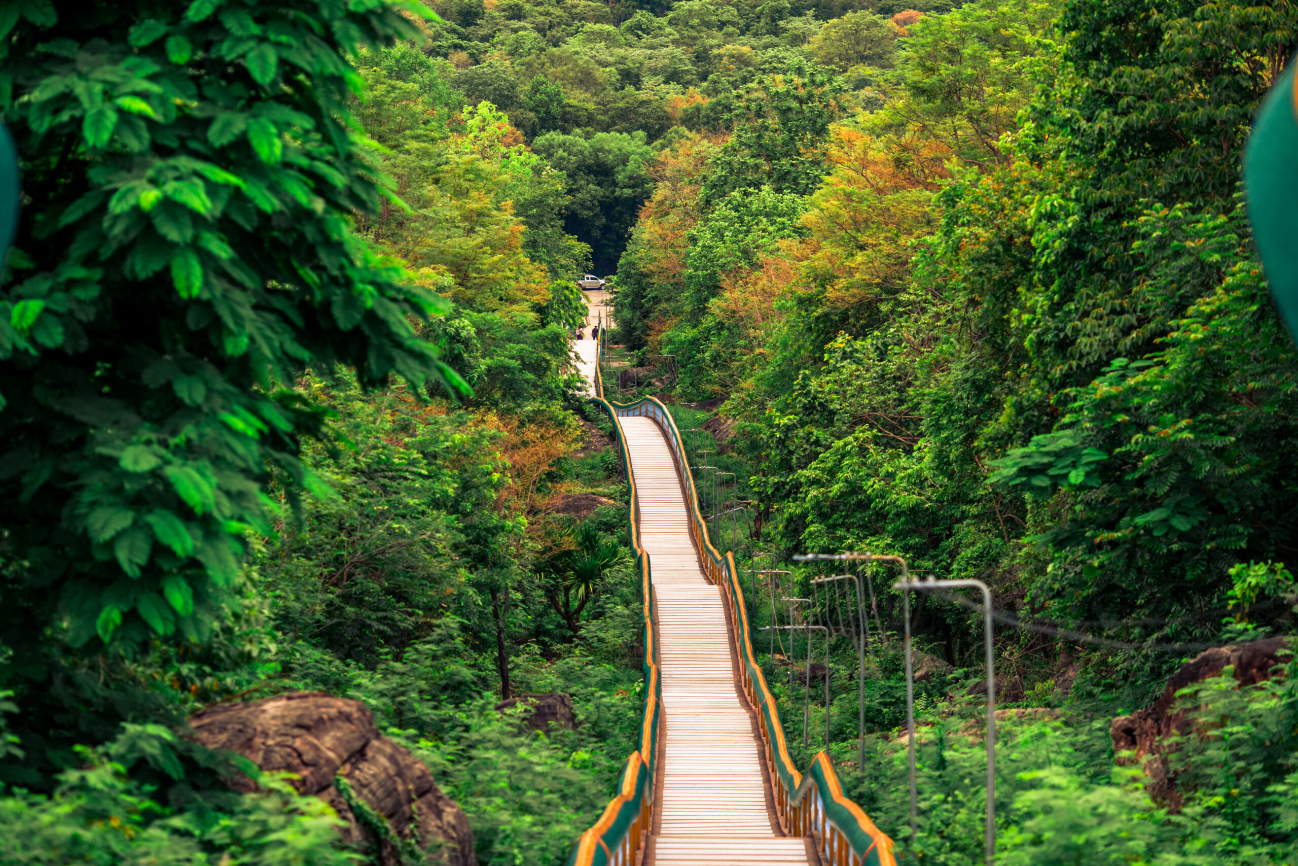 The,Background,Of,A,Bridge,Or,A,Walkway,To,Admire