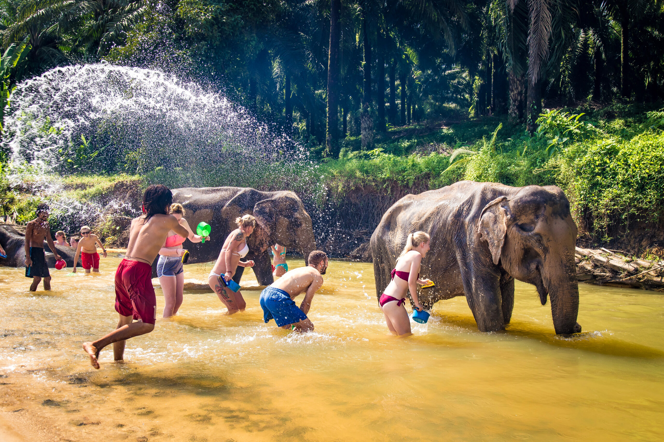 Krabi,,Thailand,-,November,19,,2018:,Tourists,Are,Doing,A